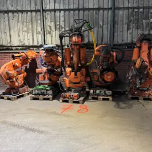 1 Posten Robots industriels (4 pièces) ABB