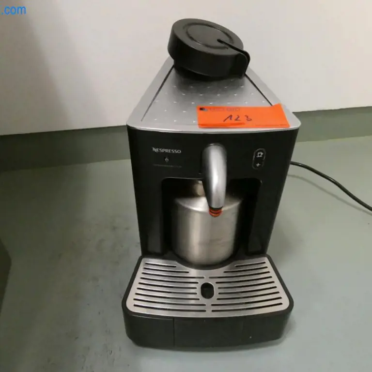 Capsule pad machine Nespresso Cappuccinatore CS20