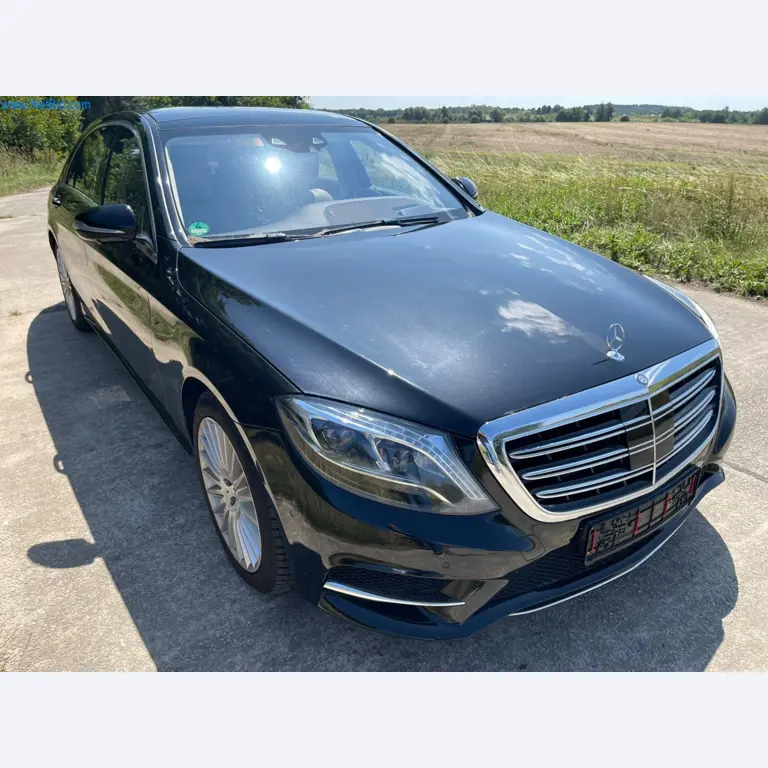 3 Well-maintained vehicles and business equipment-2