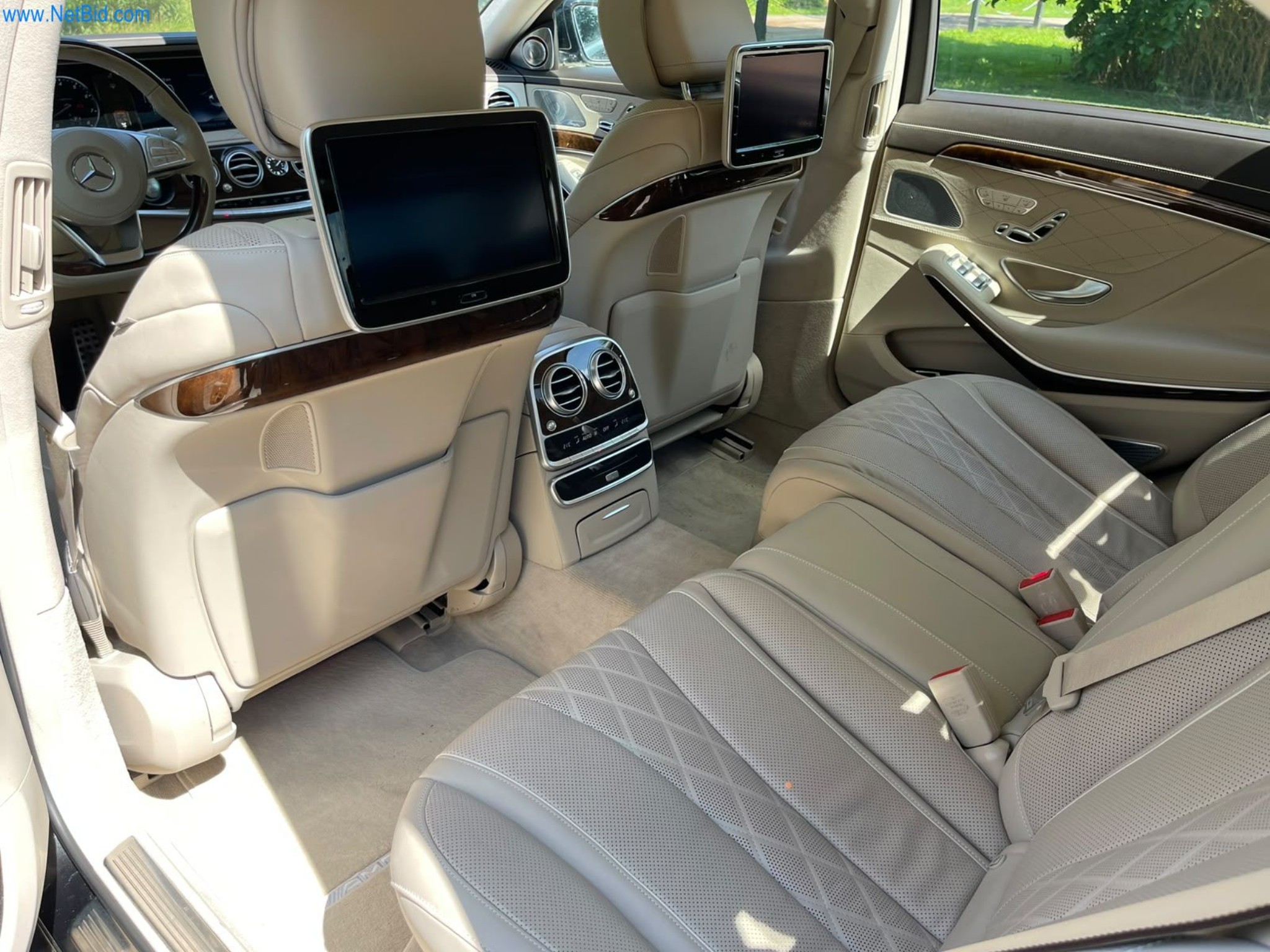 3 Well-maintained vehicles and business equipment-33