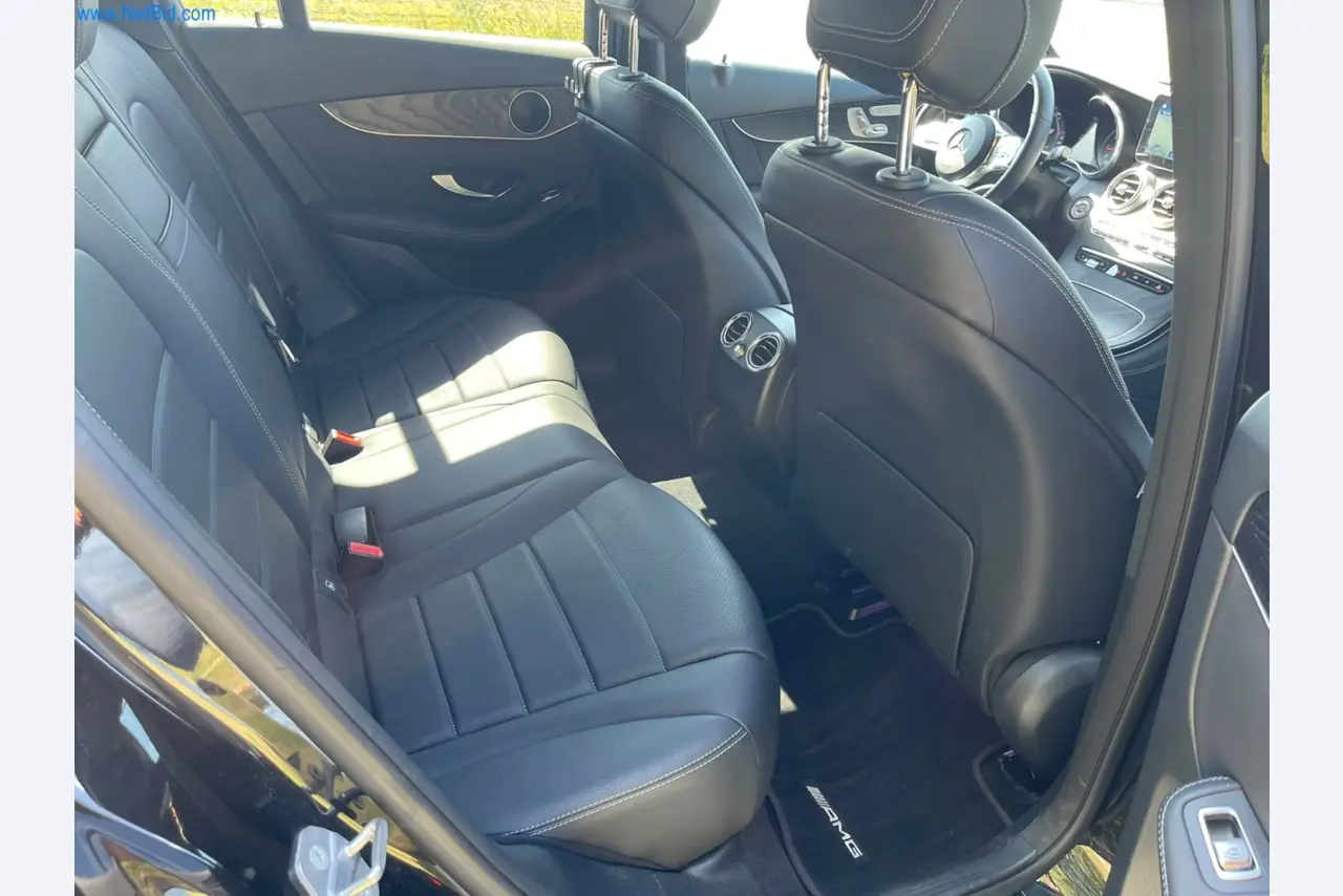3 Well-maintained vehicles and business equipment-32