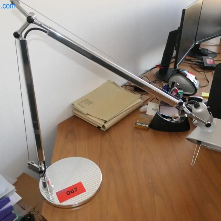 Desk lamp Artemide