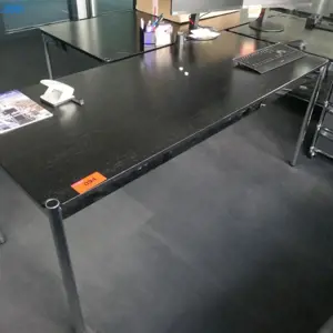3 Desks USM Haller