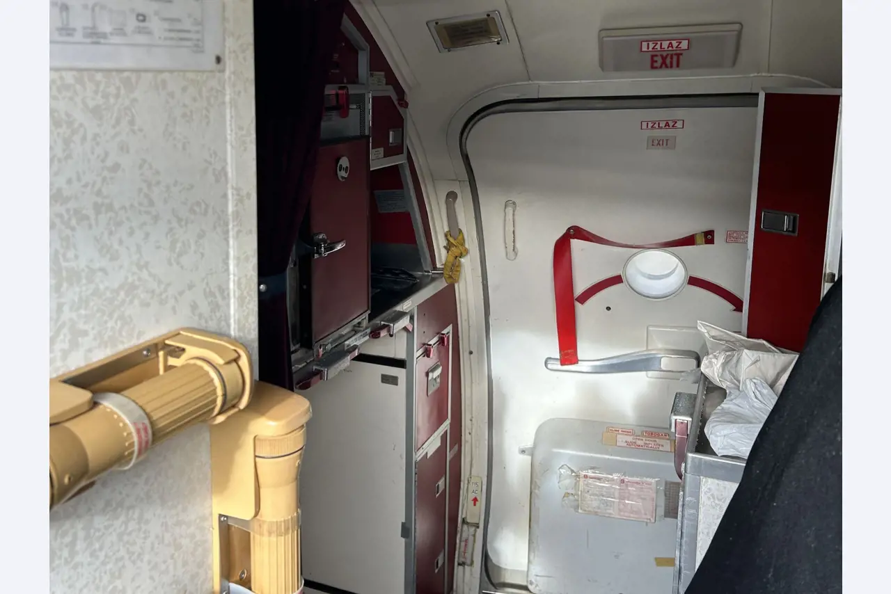 Passenger aircraft Boeing 737-200 2K3 Advanced and sports aircraft, DR 400/180-14