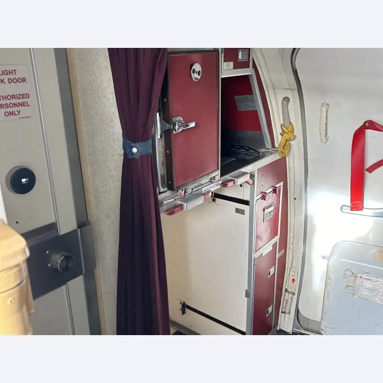 Passenger aircraft Boeing 737-200 2K3 Advanced and sports aircraft, DR 400/180-15