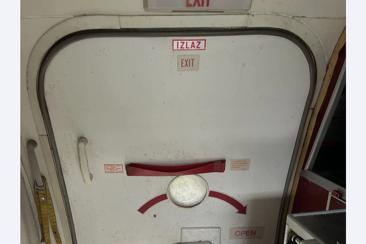 Passenger aircraft Boeing 737-200 2K3 Advanced and sports aircraft, DR 400/180-19