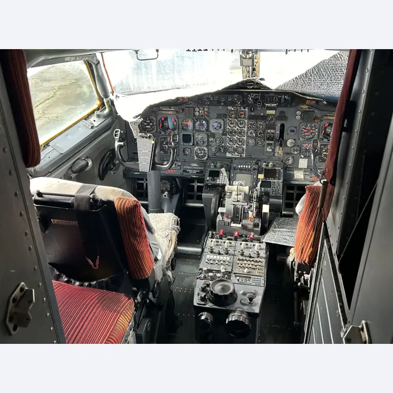 Passenger aircraft Boeing 737-200 2K3 Advanced and sports aircraft, DR 400/180-20