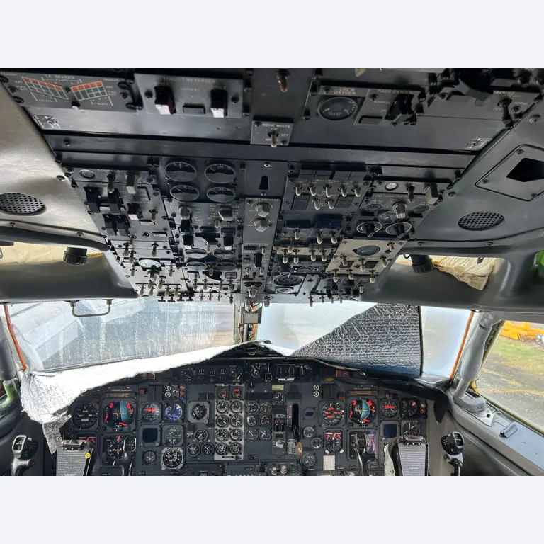 Passenger aircraft Boeing 737-200 2K3 Advanced and sports aircraft, DR 400/180-22