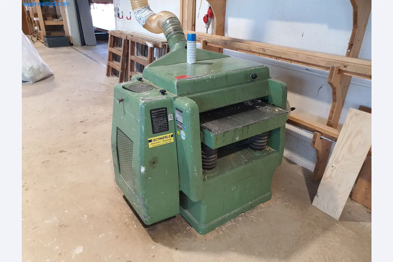 Holzbearbeitende- und metallbearbeitende Maschinen und Warenlager eines Fertighausherstellers -1