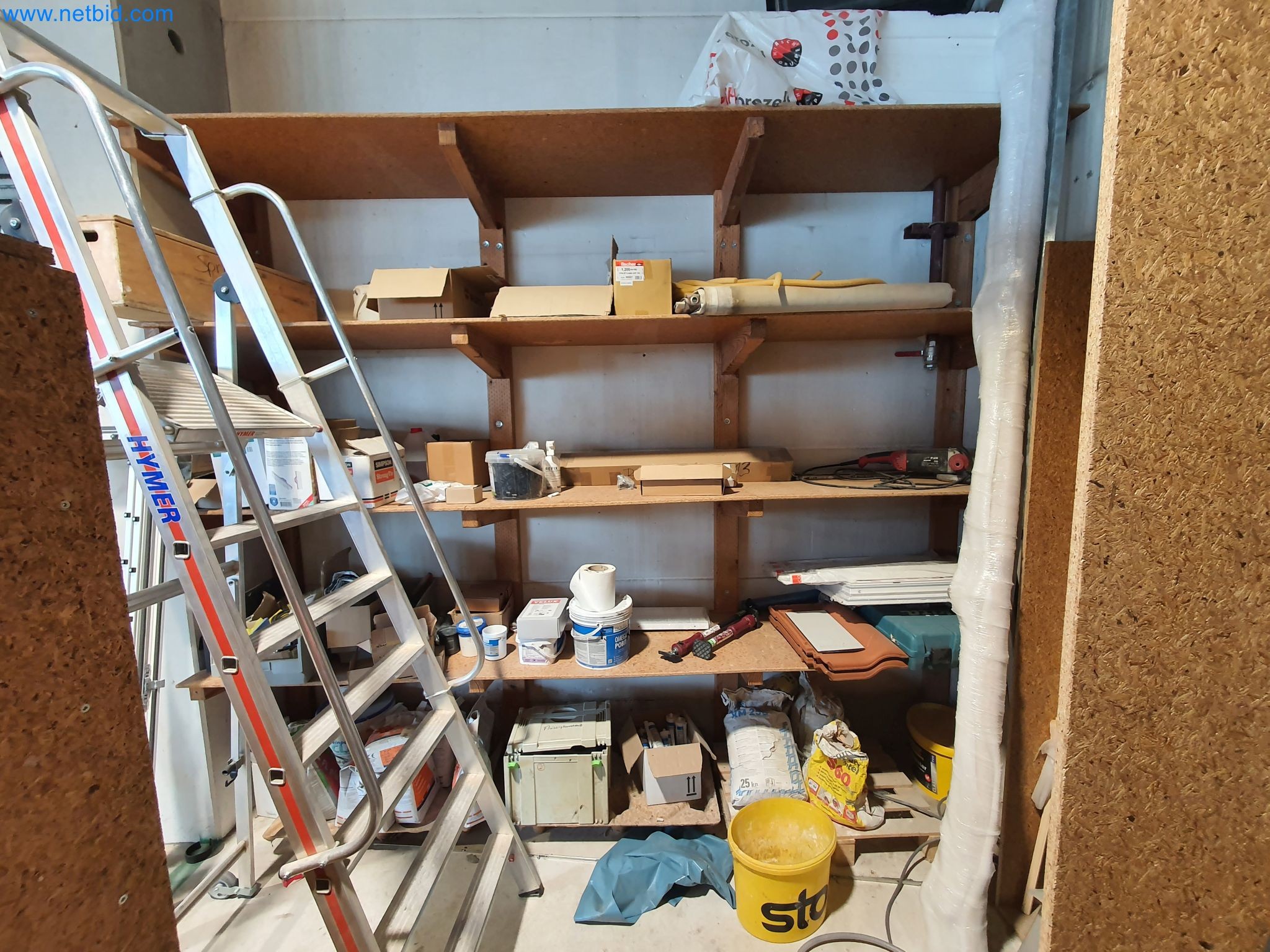 Maszyny do obróbki drewna i metalu oraz magazyn producenta domów prefabrykowanych-2