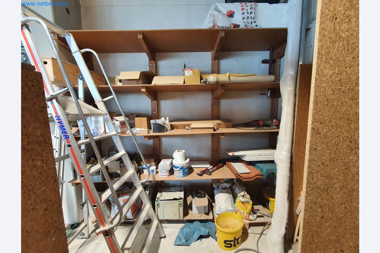 Holzbearbeitende- und metallbearbeitende Maschinen und Warenlager eines Fertighausherstellers -2