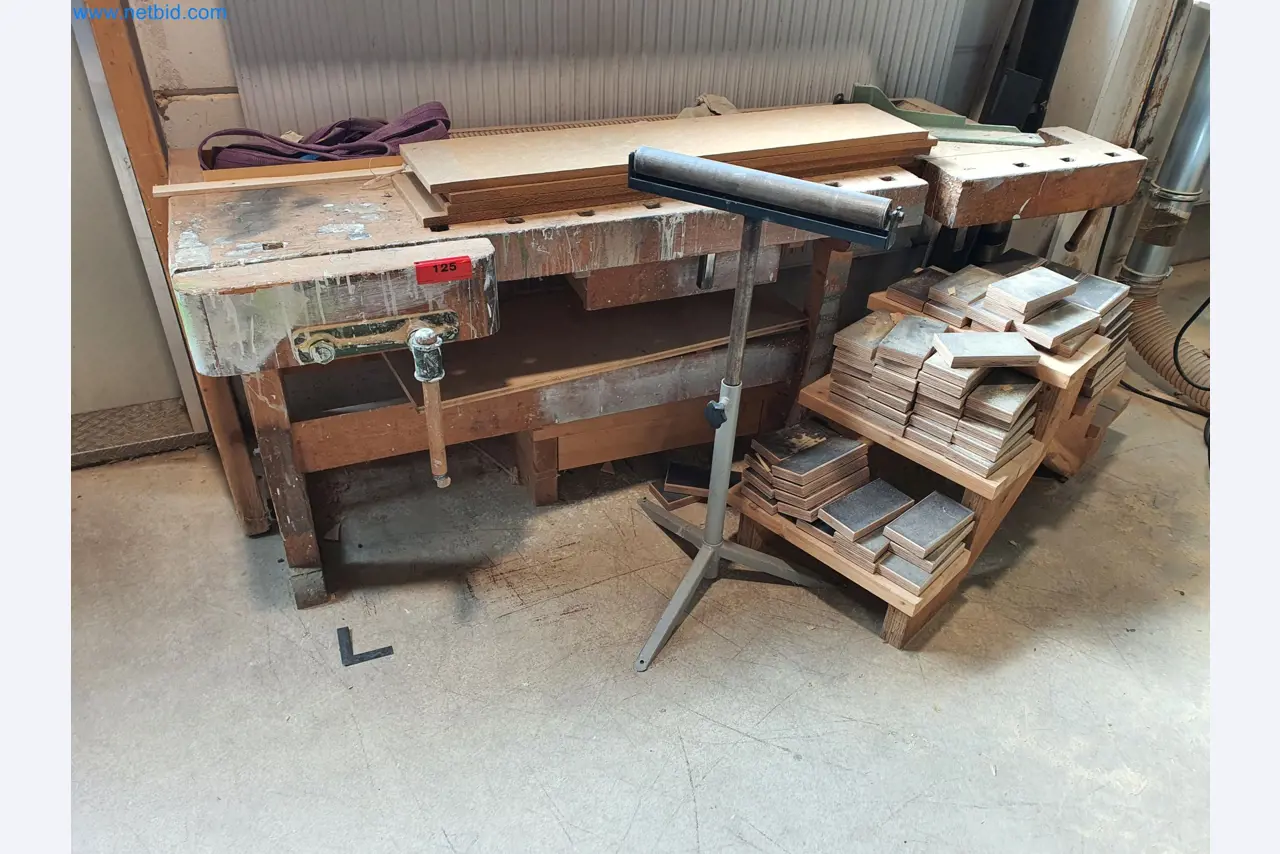 Holzbearbeitende- und metallbearbeitende Maschinen und Warenlager eines Fertighausherstellers -1