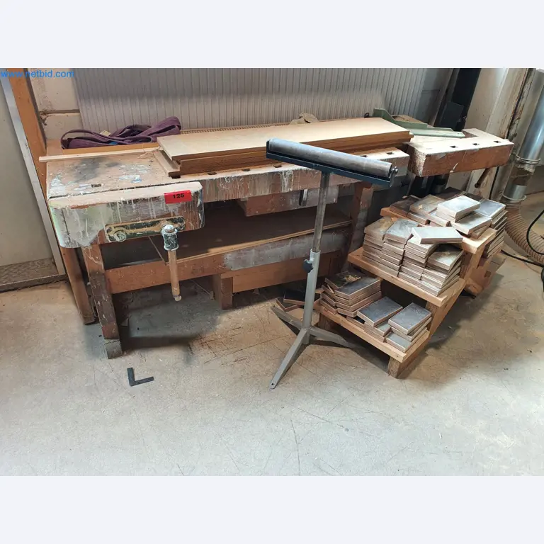 Holzbearbeitende- und metallbearbeitende Maschinen und Warenlager eines Fertighausherstellers -1