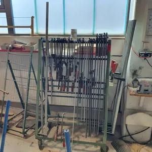 ca. 40 Schraubzwingen