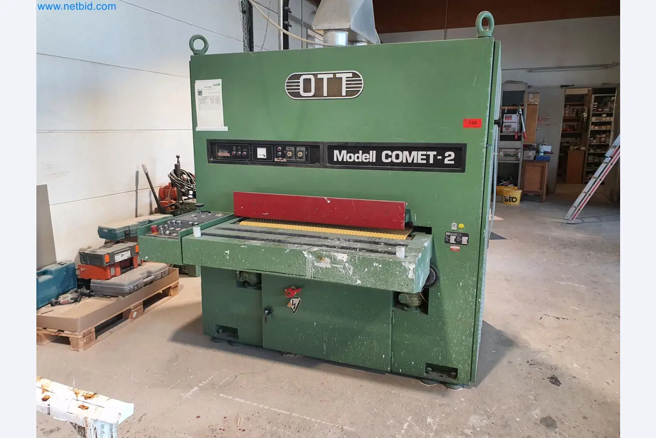 Holzbearbeitende- und metallbearbeitende Maschinen und Warenlager eines Fertighausherstellers -1