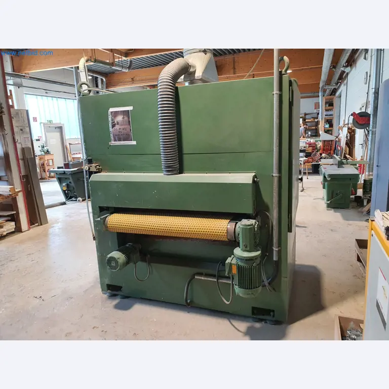 Holzbearbeitende- und metallbearbeitende Maschinen und Warenlager eines Fertighausherstellers -2