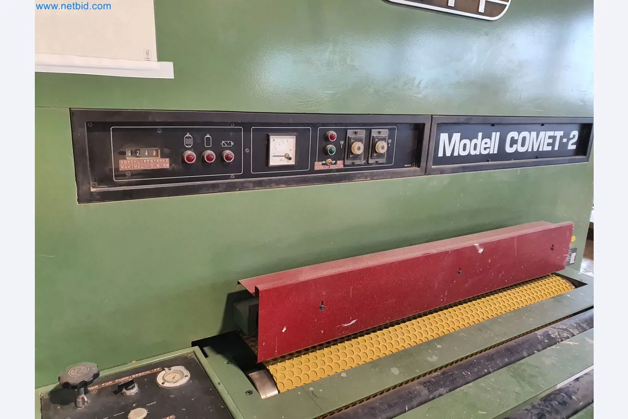 Holzbearbeitende- und metallbearbeitende Maschinen und Warenlager eines Fertighausherstellers -6