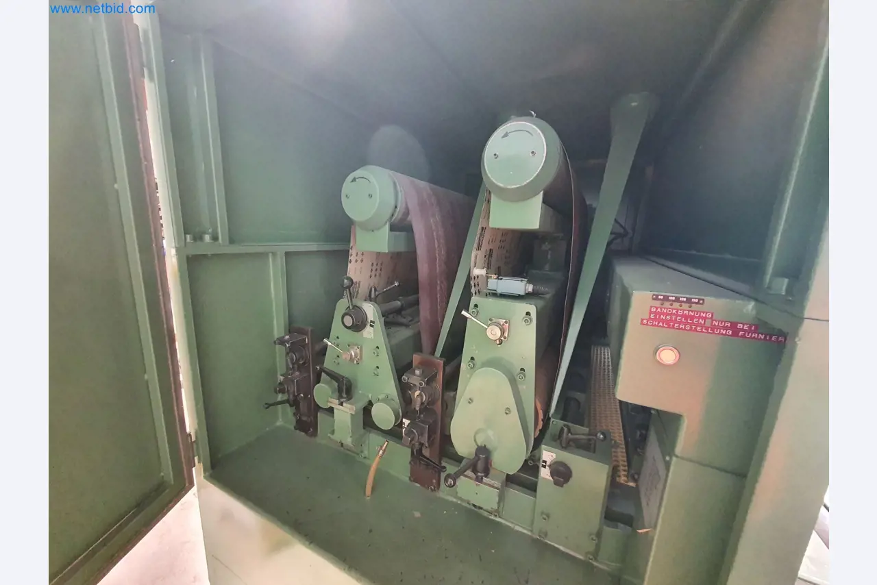 Holzbearbeitende- und metallbearbeitende Maschinen und Warenlager eines Fertighausherstellers -7