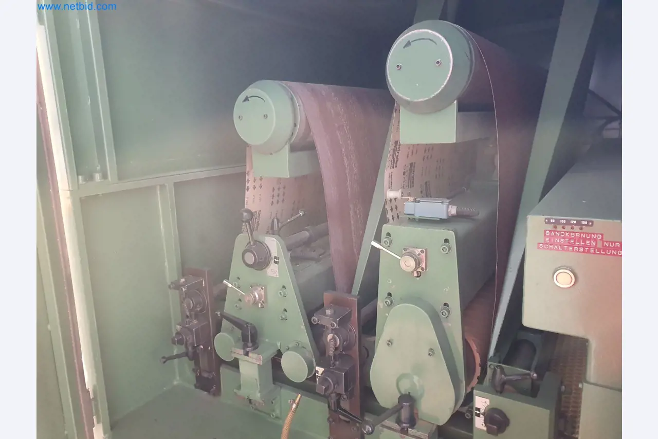 Holzbearbeitende- und metallbearbeitende Maschinen und Warenlager eines Fertighausherstellers -8