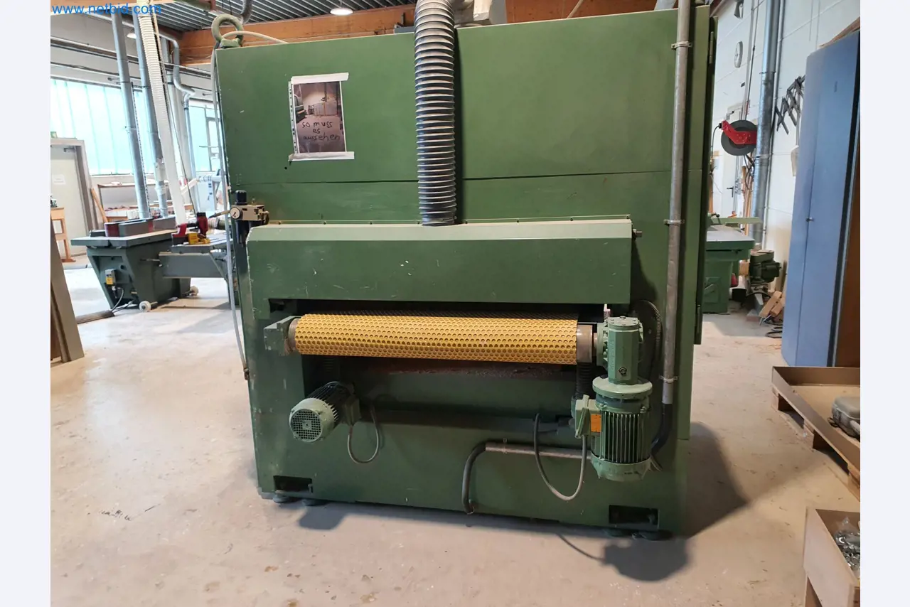 Holzbearbeitende- und metallbearbeitende Maschinen und Warenlager eines Fertighausherstellers -9