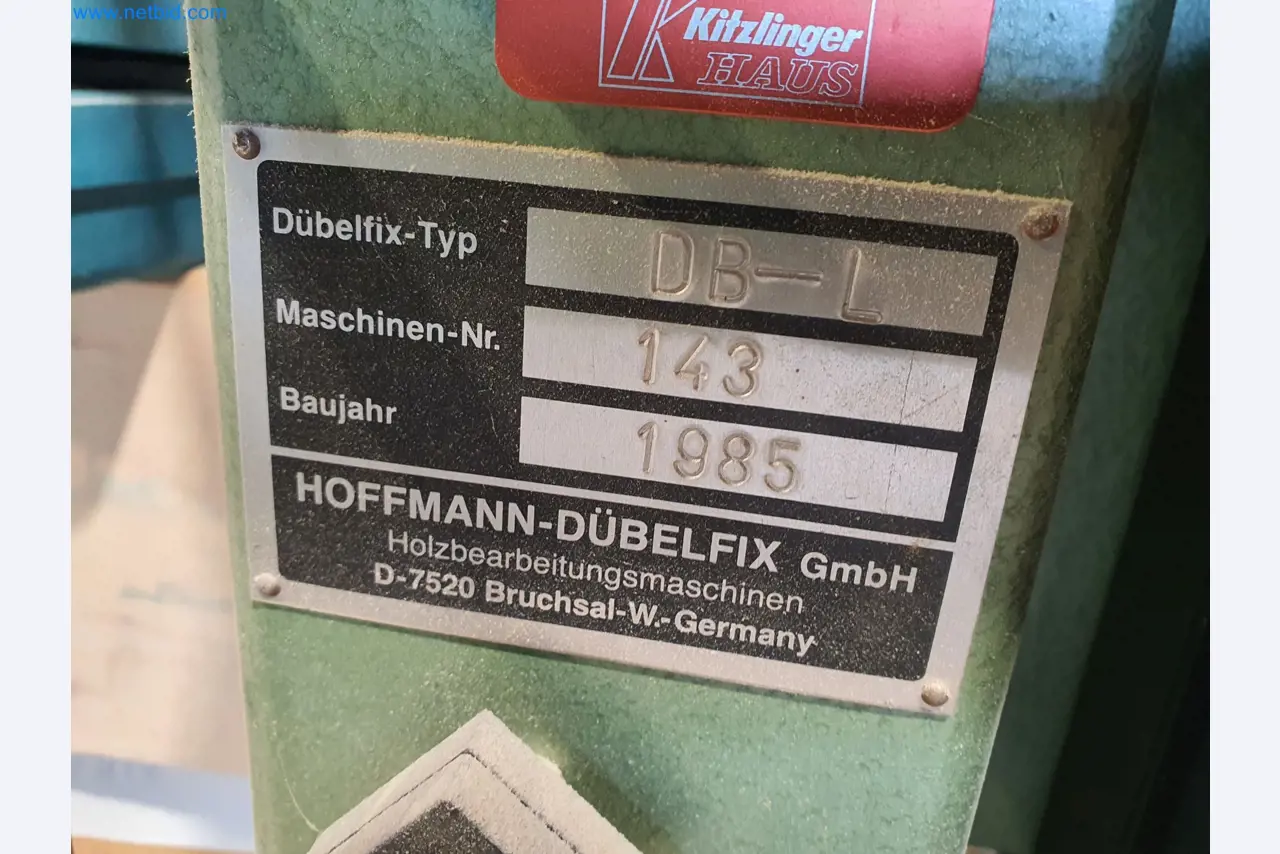 Holzbearbeitende- und metallbearbeitende Maschinen und Warenlager eines Fertighausherstellers -2