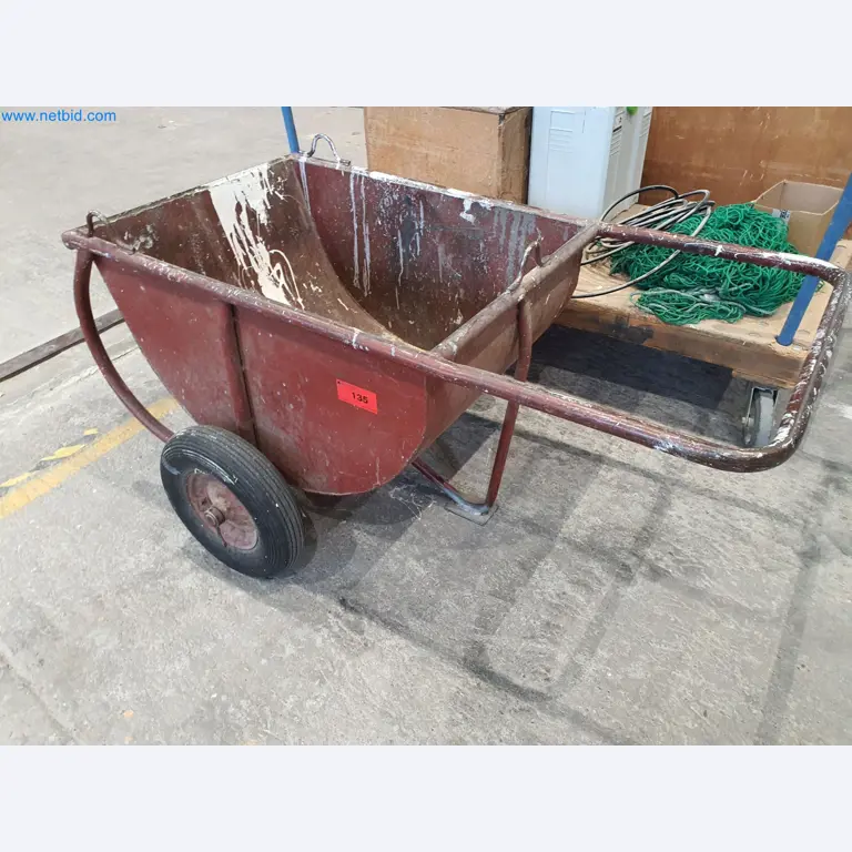 Holzbearbeitende- und metallbearbeitende Maschinen und Warenlager eines Fertighausherstellers -1