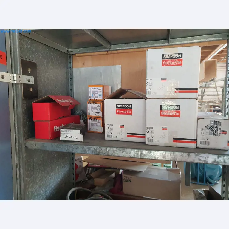 Holzbearbeitende- und metallbearbeitende Maschinen und Warenlager eines Fertighausherstellers -2