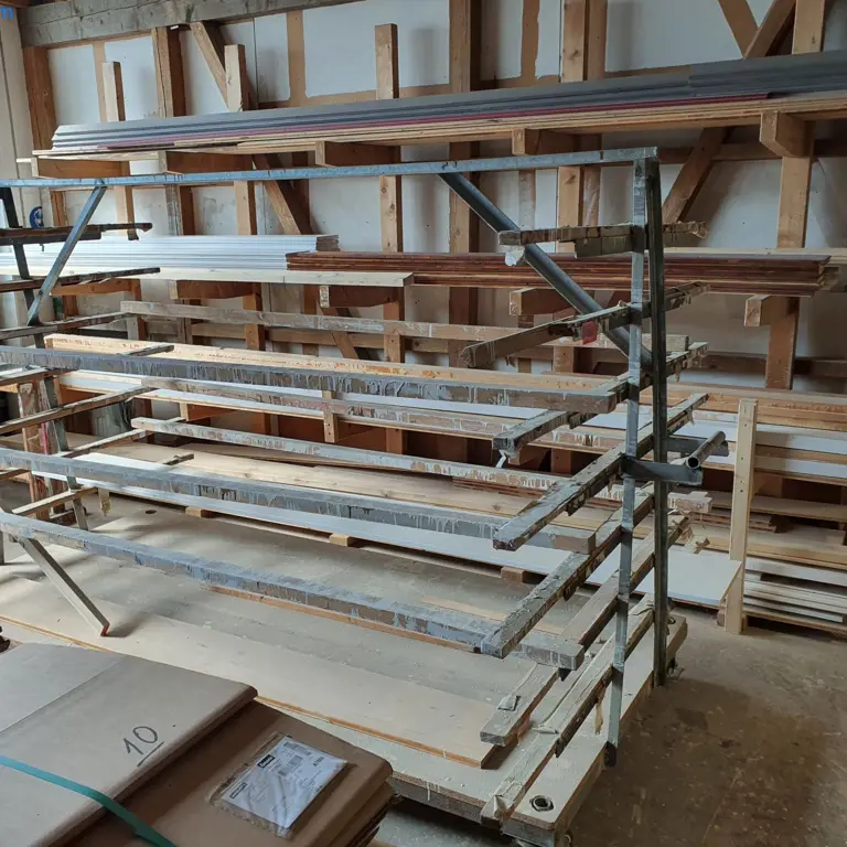 2 Lackiertrockenwagen