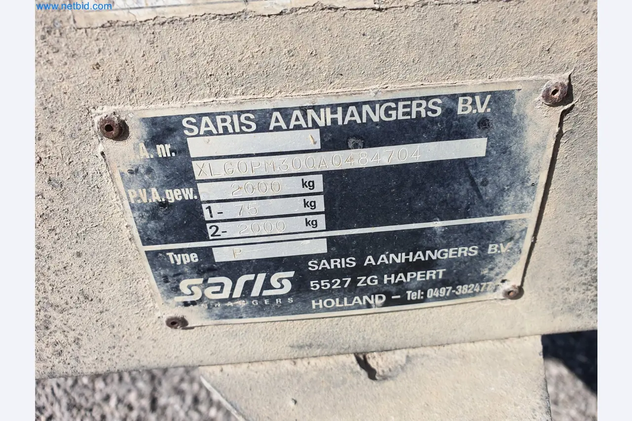 Holzbearbeitende- und metallbearbeitende Maschinen und Warenlager eines Fertighausherstellers -2