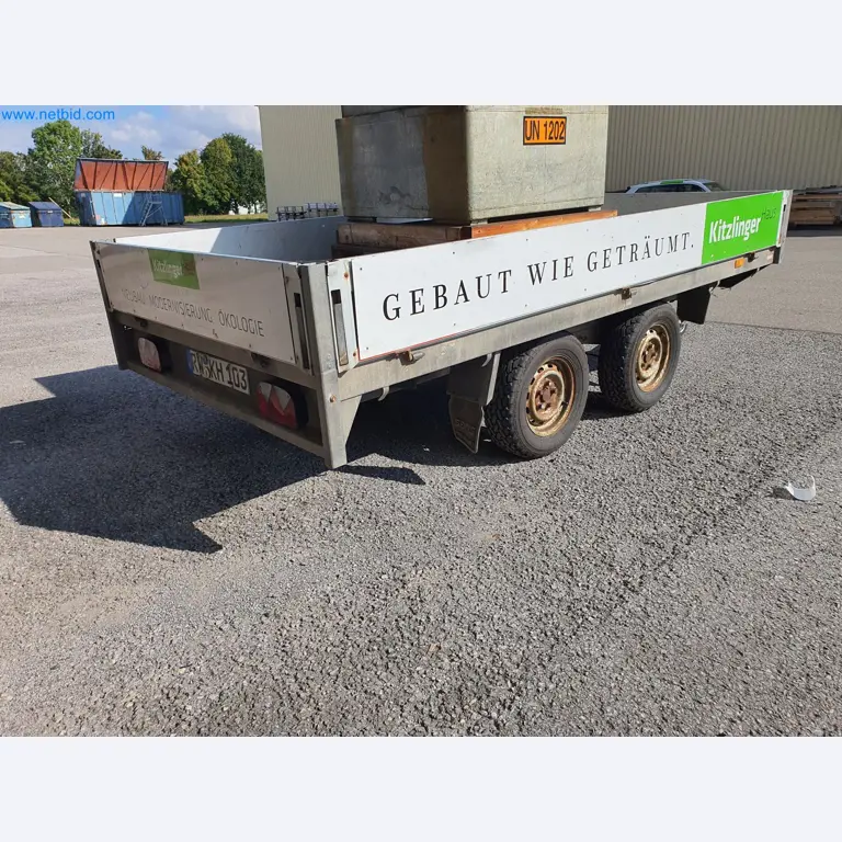 Holzbearbeitende- und metallbearbeitende Maschinen und Warenlager eines Fertighausherstellers -3