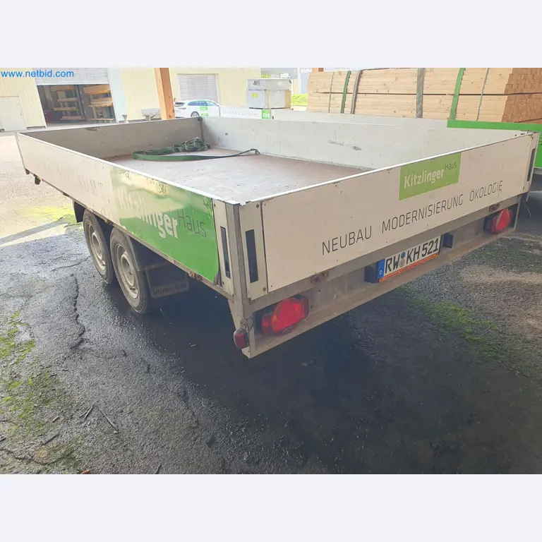 Holzbearbeitende- und metallbearbeitende Maschinen und Warenlager eines Fertighausherstellers -2