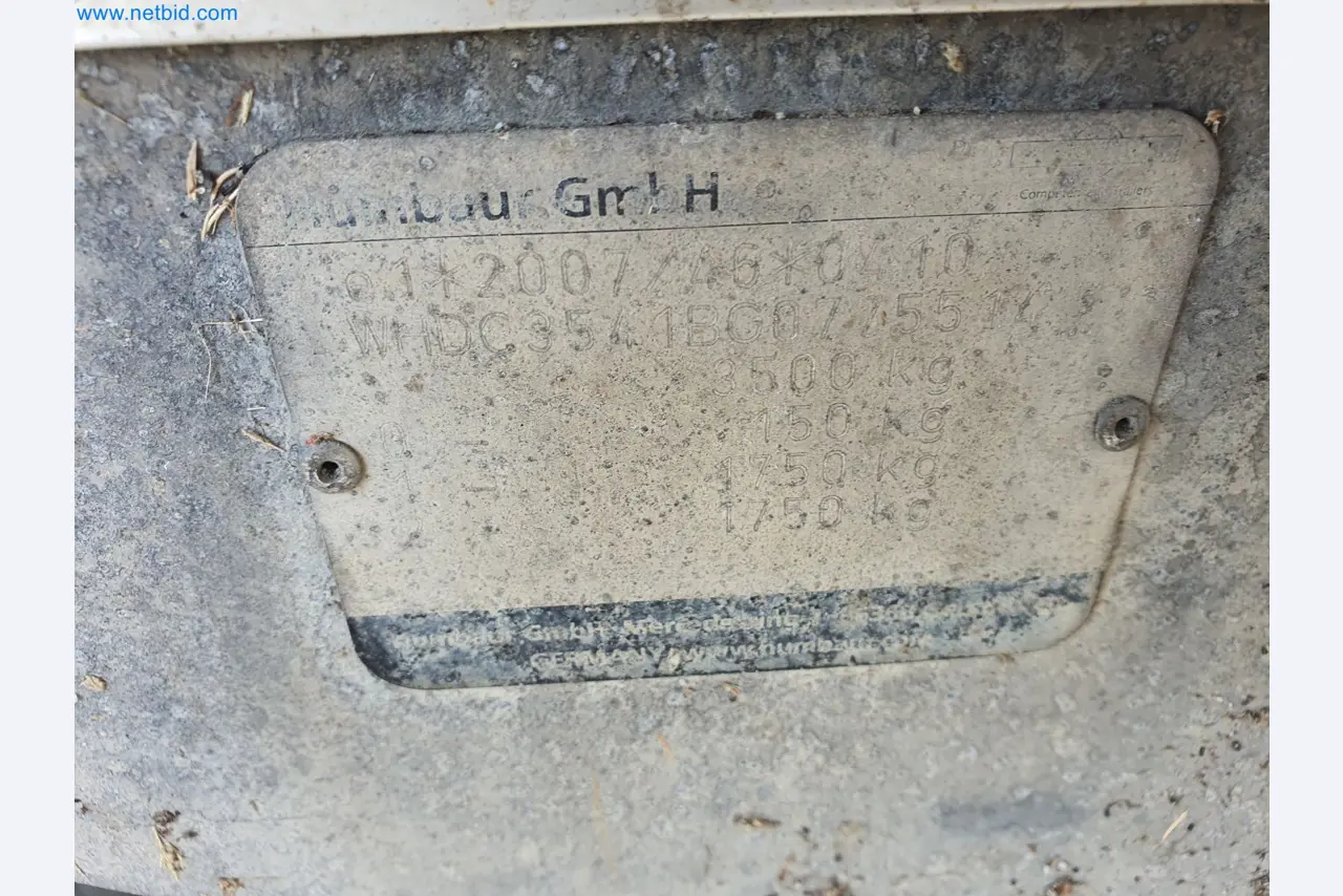 Holzbearbeitende- und metallbearbeitende Maschinen und Warenlager eines Fertighausherstellers -4