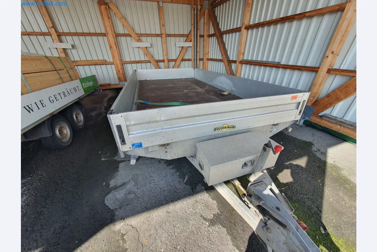 Holzbearbeitende- und metallbearbeitende Maschinen und Warenlager eines Fertighausherstellers -5