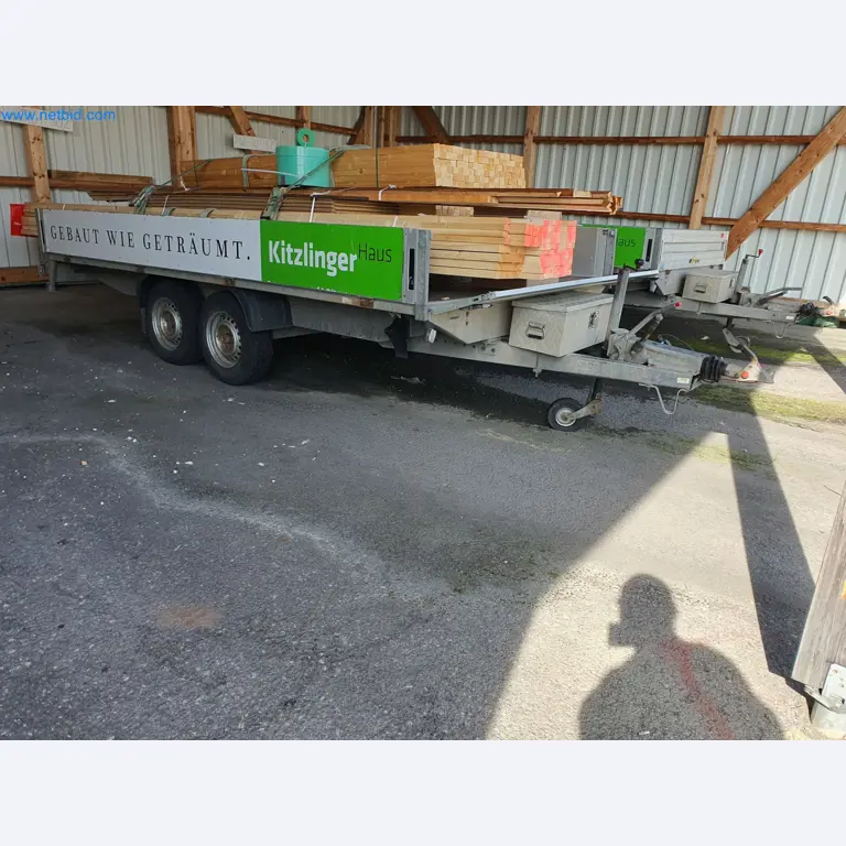 Holzbearbeitende- und metallbearbeitende Maschinen und Warenlager eines Fertighausherstellers -1