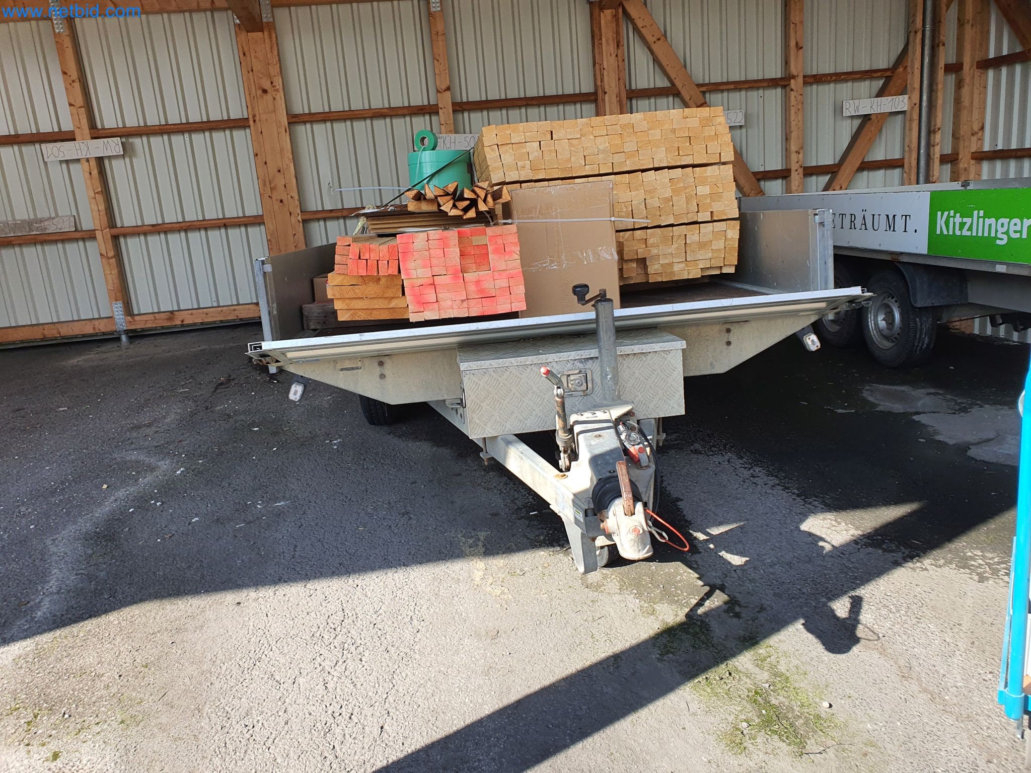 Maszyny do obróbki drewna i metalu oraz magazyn producenta domów prefabrykowanych-5