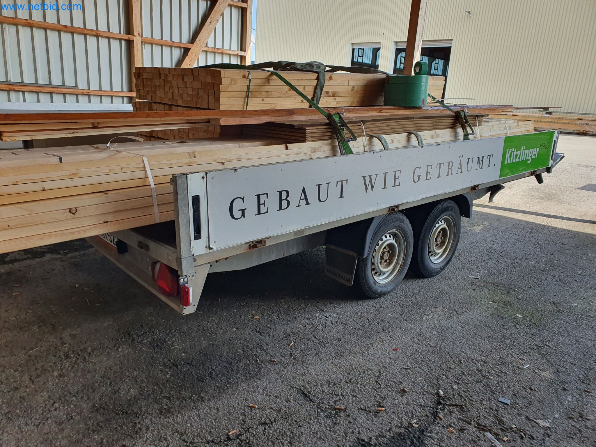 Maszyny do obróbki drewna i metalu oraz magazyn producenta domów prefabrykowanych-7