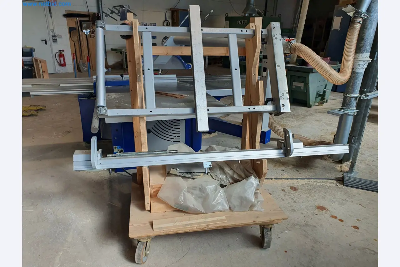 Holzbearbeitende- und metallbearbeitende Maschinen und Warenlager eines Fertighausherstellers -6