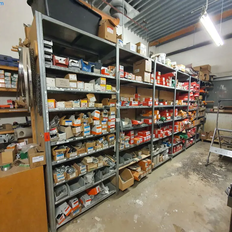 16 lfm. Lagerregal (spätere Freigabe)