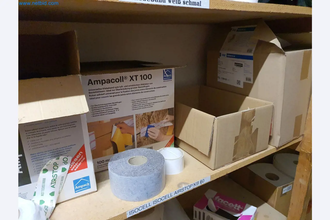 Holzbearbeitende- und metallbearbeitende Maschinen und Warenlager eines Fertighausherstellers -11