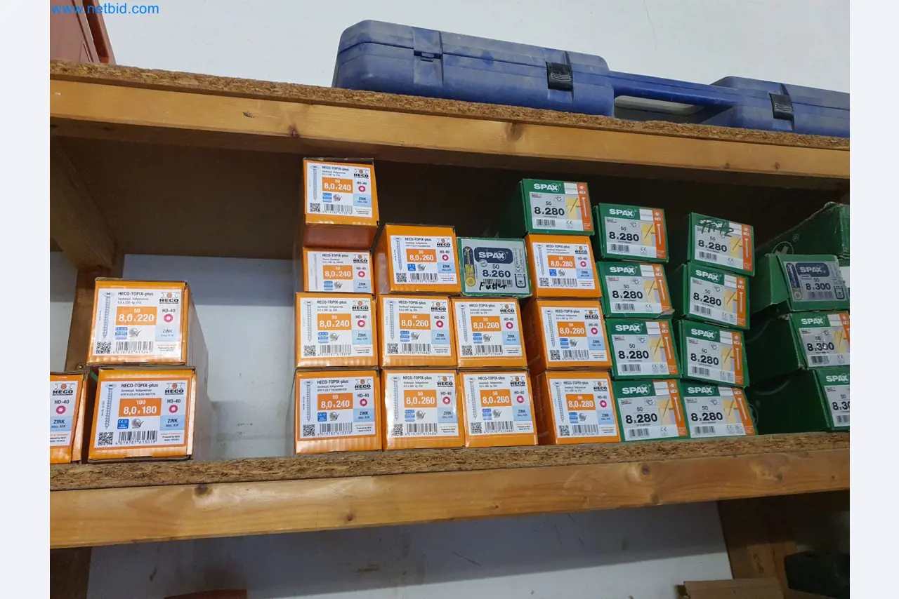 Holzbearbeitende- und metallbearbeitende Maschinen und Warenlager eines Fertighausherstellers -5