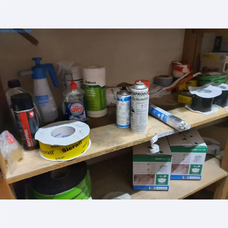 Holzbearbeitende- und metallbearbeitende Maschinen und Warenlager eines Fertighausherstellers -9