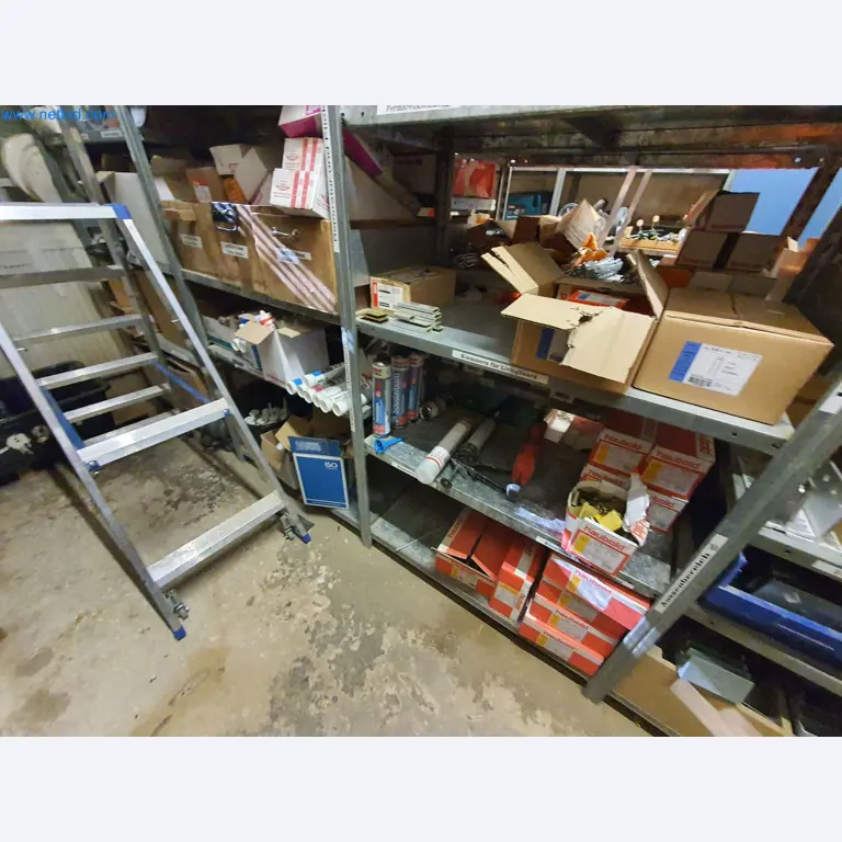 Holzbearbeitende- und metallbearbeitende Maschinen und Warenlager eines Fertighausherstellers -15