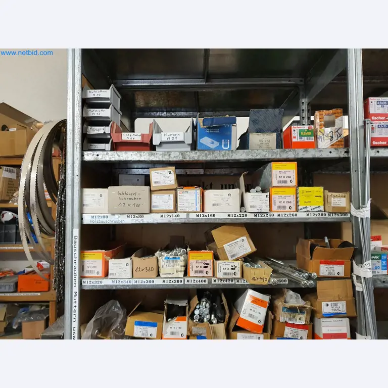 Holzbearbeitende- und metallbearbeitende Maschinen und Warenlager eines Fertighausherstellers -2