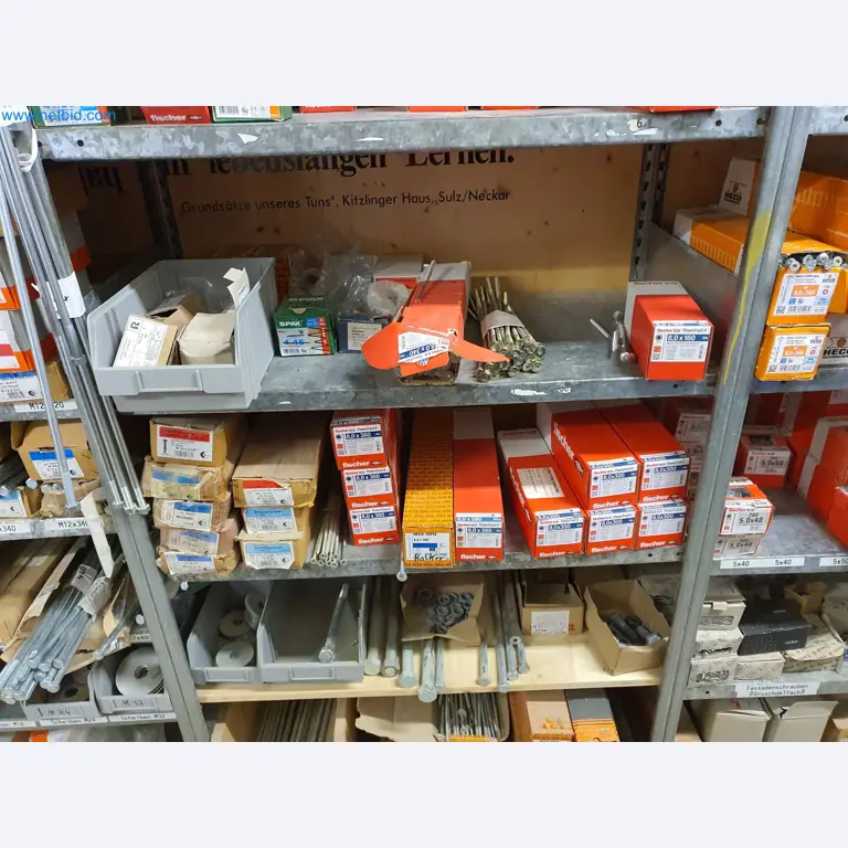 Holzbearbeitende- und metallbearbeitende Maschinen und Warenlager eines Fertighausherstellers -5