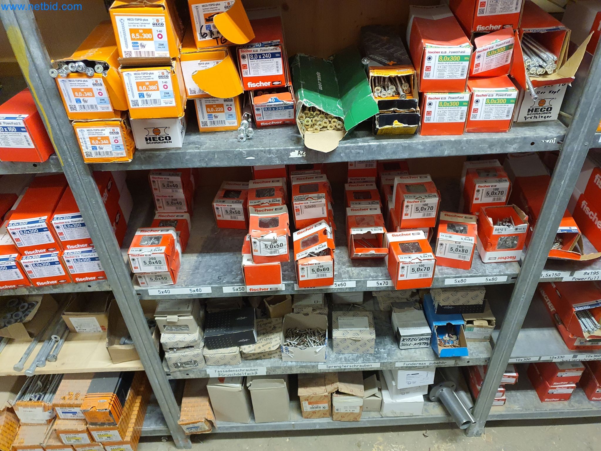 Stroji za obdelavo lesa in kovin ter skladišče proizvajalca montažnih hiš-7