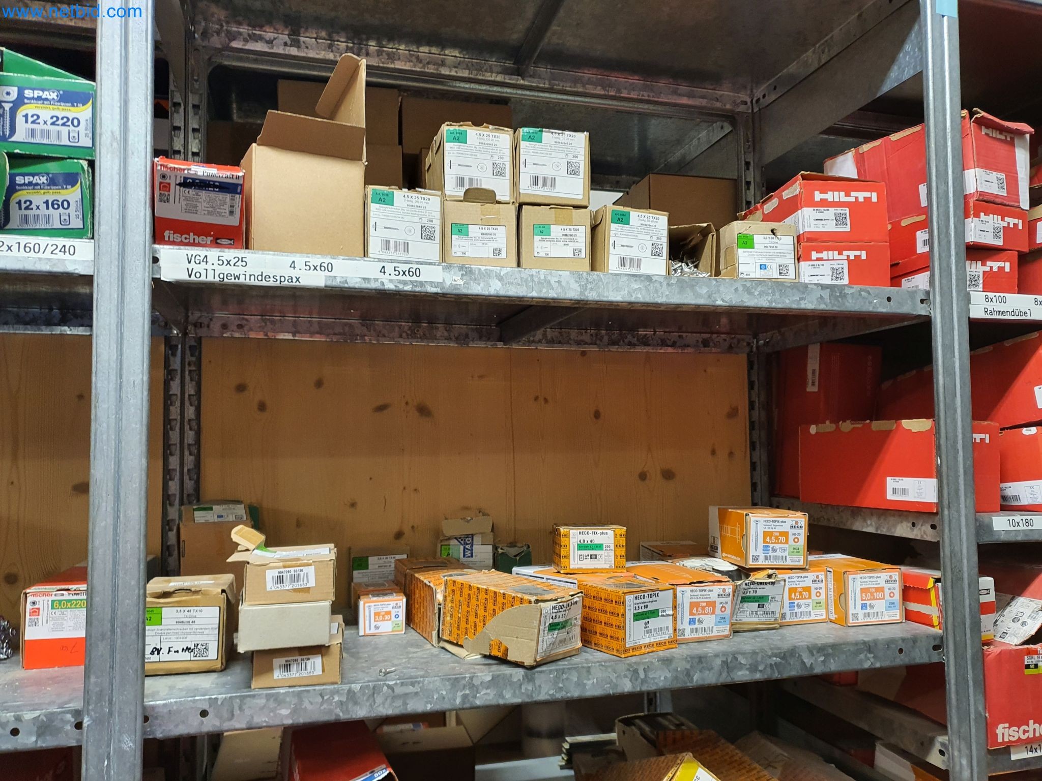 Stroji za obdelavo lesa in kovin ter skladišče proizvajalca montažnih hiš-8