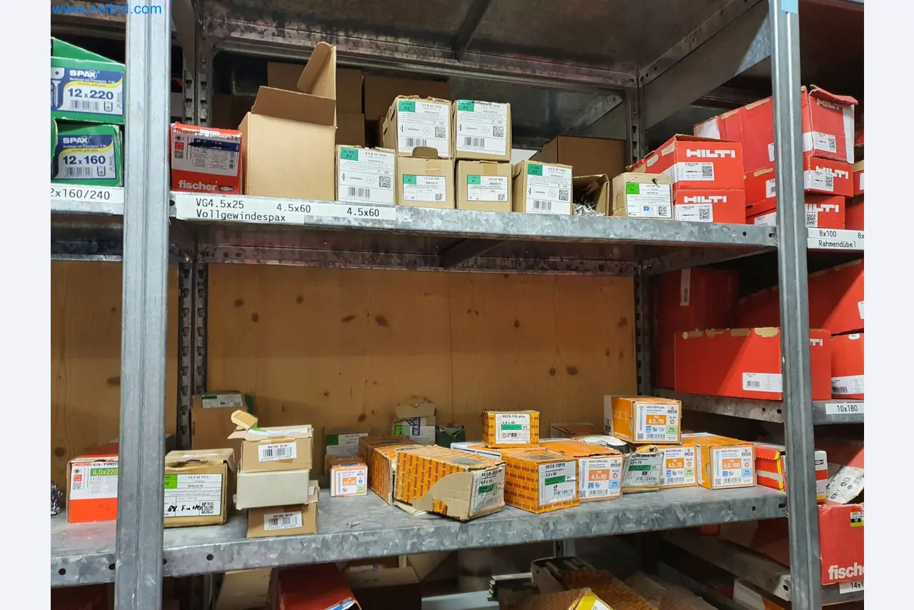 Holzbearbeitende- und metallbearbeitende Maschinen und Warenlager eines Fertighausherstellers -8