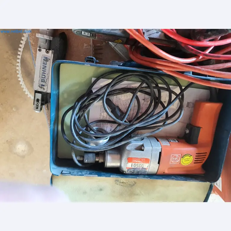 Holzbearbeitende- und metallbearbeitende Maschinen und Warenlager eines Fertighausherstellers -14