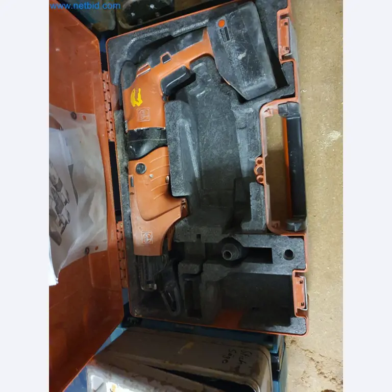 Holzbearbeitende- und metallbearbeitende Maschinen und Warenlager eines Fertighausherstellers -5