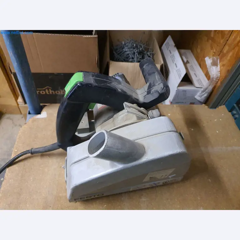 Holzbearbeitende- und metallbearbeitende Maschinen und Warenlager eines Fertighausherstellers -7